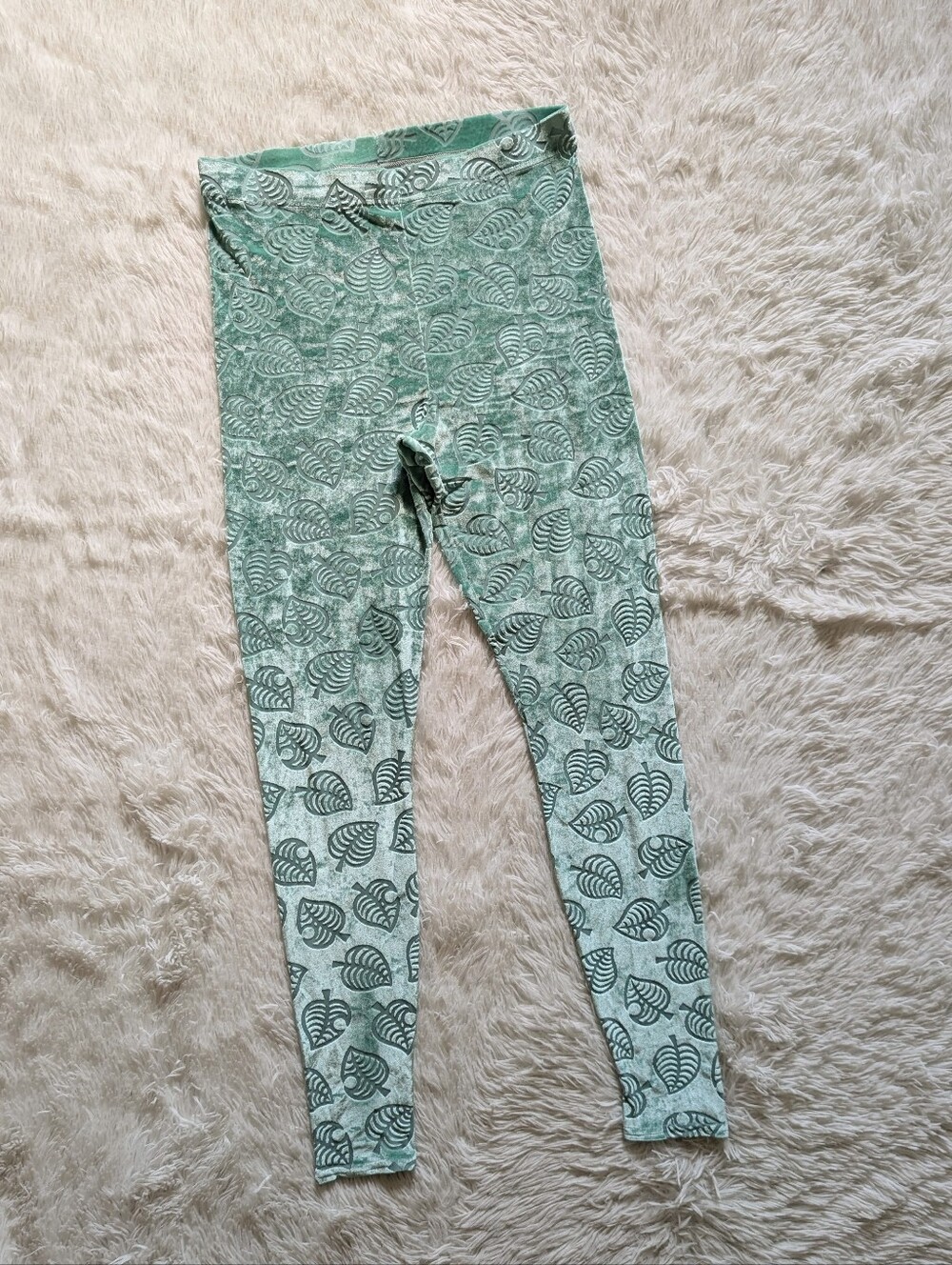 Blackmilk Animal Crossing New Horizons Burned Velvet Green Leaf Legging Large - Picture 2 of 11